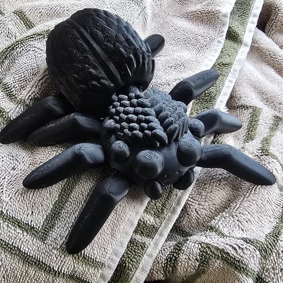 Articulated Spider Tarantula Movable Spiny Texture Halloween Fidget Toy 3D Print - Picture 1 of 6